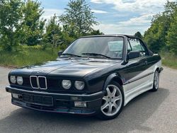 Weiß Gebraucht 1987 BMW 325 Cabriolet Sport Line Cabrio | 14.900 €