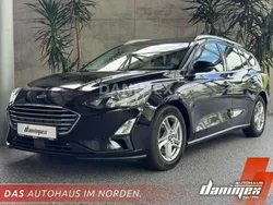 Schwarz Gebraucht 2020 Ford Focus Cool & Connect Limousine | 16.850 € (Fairer Preis)