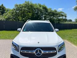 Weiß Gebraucht 2021 Mercedes GLB180 AMG line SUV | 26.800 € (Guter Preis)