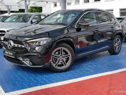 Metalliclack kosmosschwarz Gebraucht 2024 Mercedes GLA200 AMG SUV | 42.890 € (Fairer Preis)