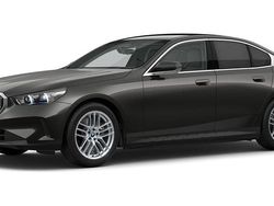 Grau Gebraucht 2024 BMW i5 Comfort Edition Limousine | 59.706 € (Fairer Preis)