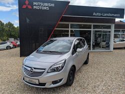 Silber Gebraucht 2016 Opel Meriva Innovation Van / Kleinbus | 8.790 € (Teuer)