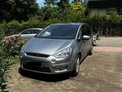 Grau Gebraucht 2006 Ford S-MAX S Van / Kleinbus | 2.150 € (Superpreis)