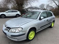 Silber Gebraucht 2001 Nissan Almera Visia Limousine | 799 € (Fairer Preis)