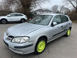 Silber Gebraucht 2001 Nissan Almera Visia Limousine | 799 € (Guter Preis)