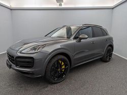 Grau Gebraucht 2020 Porsche Cayenne Turbo S SUV | 109.999 € (Fairer Preis)