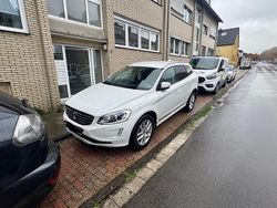 Weiß Gebraucht 2017 Volvo XC60 SUV | 22.500 € (Guter Preis)