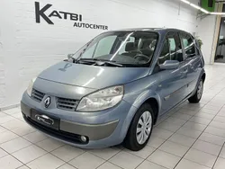 Bleu orage Gebraucht 2004 Renault Scénic II Privilege Van / Kleinbus | 950 € (Superpreis)