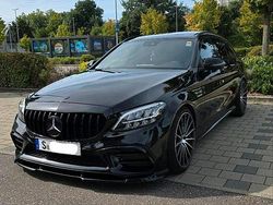 Schwarz Gebraucht 2018 Mercedes C220 AMG Kombi | 21.900 € (Etwas zu teuer)