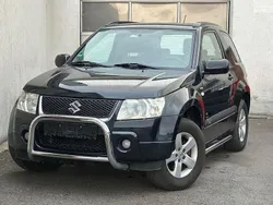 Schwarz Gebraucht 2006 Suzuki Grand Vitara SUV | 4.950 € (Etwas zu teuer)