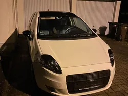 Weiß Gebraucht 2008 Fiat Punto Kleinwagen | 1.000 € (Superpreis)