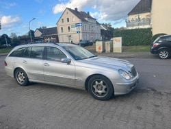 Silber Gebraucht 2004 Mercedes E220 Kombi | 1.200 € (Guter Preis)