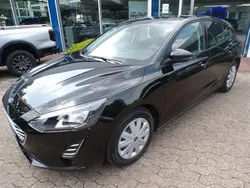 Black metallic Gebraucht 2021 Ford Focus Trend Limousine | 15.950 € (Superpreis)