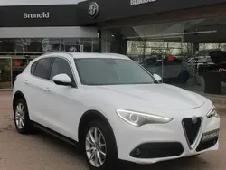 Bianco alfa, uni Gebraucht 2020 Alfa Romeo Stelvio Lusso SUV | 32.700 € (Etwas zu teuer)