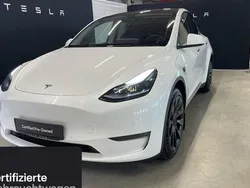 Weiß Gebraucht 2022 Tesla Model Y SUV | 35.500 € (Guter Preis)