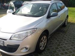 Silber Gebraucht 2011 Renault Mégane GrandTour Dynamique Kombi | 2.800 € (Fairer Preis)