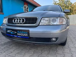 Grau Gebraucht 1999 Audi A4 Limousine | 3.490 €
