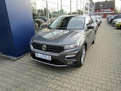 Grau Gebraucht 2018 VW T-Roc Style SUV | 15.850 € (Fairer Preis)