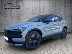 Gebraucht 2025 Volvo EX30 CC Performance SUV | 58.340 € (Teuer)