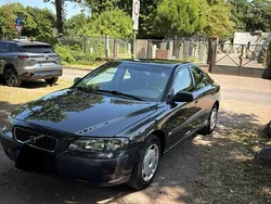 Blau Gebraucht 2001 Volvo S60 Limousine | 4.250 € (Teuer)