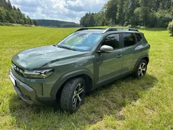 Grün Gebraucht 2024 Dacia Duster Journey SUV | 24.800 €
