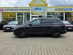 Schwarz Gebraucht 2022 VW Tiguan Allspace Style SUV | 41.990 € (Teuer)