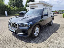 Grau Gebraucht 2022 BMW X5 Sport Line SUV | 39.928 € (Superpreis)