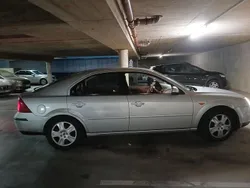 Silber Gebraucht 2002 Ford Mondeo Ghia Limousine | 1.500 € (Guter Preis)