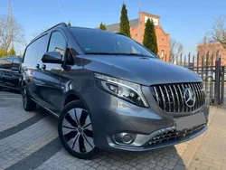Grau Gebraucht 2022 Mercedes Vito Van / Kleinbus | 37.485 € (Fairer Preis)