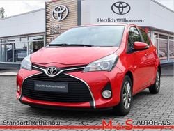 Rot Gebraucht 2016 Toyota Yaris Edition-S Limousine | 8.750 € (Fairer Preis)