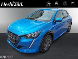 Blau/typ aussenverkleidung met Gebraucht 2021 Peugeot e-208 Allure Kleinwagen | 16.890 € (Fairer Preis)