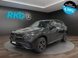 Grau Gebraucht 2025 Mercedes GLC300e AMG SUV | 74.780 € (Teuer)