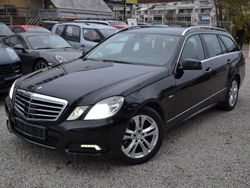 Obsidianschwarz metalliclack Gebraucht 2010 Mercedes E350 Kombi | 7.900 €