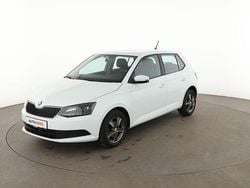 Weiß Gebraucht 2015 Skoda Fabia Ambition Limousine | 9.240 € (Guter Preis)