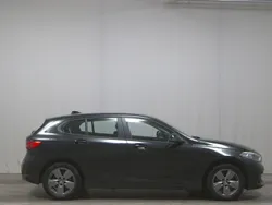 Schwarz Gebraucht 2022 BMW 118 Advantage Kleinwagen | 18.280 € (Superpreis)