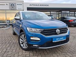 Blau Gebraucht 2018 VW T-Roc Style SUV | 16.600 € (Fairer Preis)