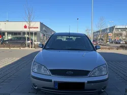 Silber Gebraucht 2001 Ford Mondeo Trend Limousine | 1.100 € (Fairer Preis)