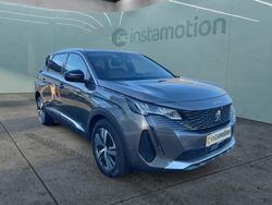 Grau Gebraucht 2022 Peugeot 5008 Allure Van / Kleinbus | 29.240 € (Etwas zu teuer)