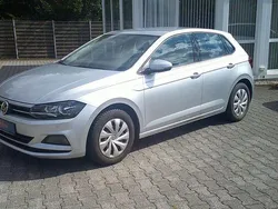Silber Gebraucht 2018 VW Polo Comfortline Limousine | 8.990 € (Fairer Preis)