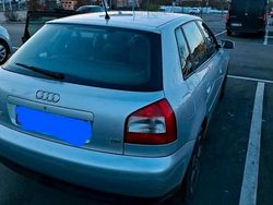 Silber Gebraucht 2002 Audi A3 Limousine | 1.350 € (Superpreis)