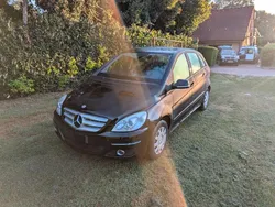 Schwarz Gebraucht 2009 Mercedes B150 Van / Kleinbus | 3.800 € (Fairer Preis)