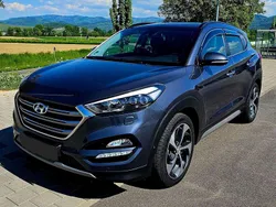 Grau Gebraucht 2018 Hyundai Tucson Premium SUV | 23.000 € (Etwas zu teuer)