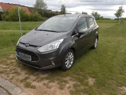 Grau Gebraucht 2015 Ford B-MAX Titanium Van / Kleinbus | 7.900 €