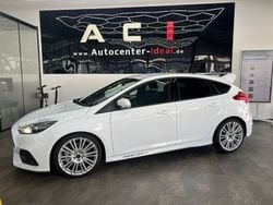 Weiß Gebraucht 2017 Ford Focus RS Limousine | 28.950 €