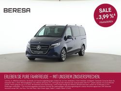 Blau Gebraucht 2024 Mercedes V220 Style Van / Kleinbus | 59.225 € (Guter Preis)