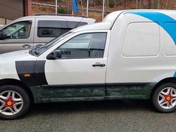 Weiß Gebraucht 2002 VW Caddy Van / Kleinbus | 990 € (Superpreis)