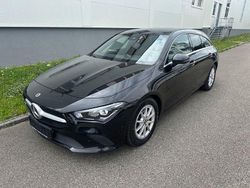 Schwarz Gebraucht 2021 Mercedes CLA200 Shooting Brake Kombi | 21.700 € (Guter Preis)