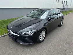 Schwarz Gebraucht 2021 Mercedes CLA200 Shooting Brake Kombi | 22.500 € (Guter Preis)