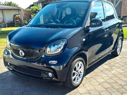 Schwarz Gebraucht 2015 Smart ForFour Kleinwagen | 6.450 € (Fairer Preis)