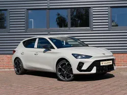 Grau Neu 2025 Cupra Leon VZ Limousine | 43.676 € (Fairer Preis)